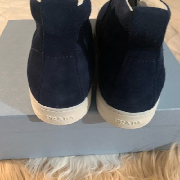 PRADA NAVY BLUE SUEDE ANKLE SNEAKER. - Picture 4 of 8